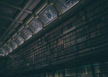 The Knowledge Architect: A Lifelong Learner’s Blueprint for Building Lasting Expertise in an Age of Overload