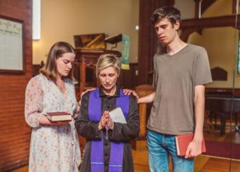 A Beginner’s Comprehensive Guide to Choosing and Reading the Bible