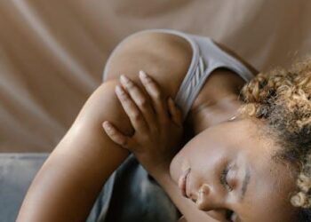 Taming the Midnight Mind: Why Bedtime Meditation Fails and the Air Traffic Control Method That Finally Brought Me Sleep